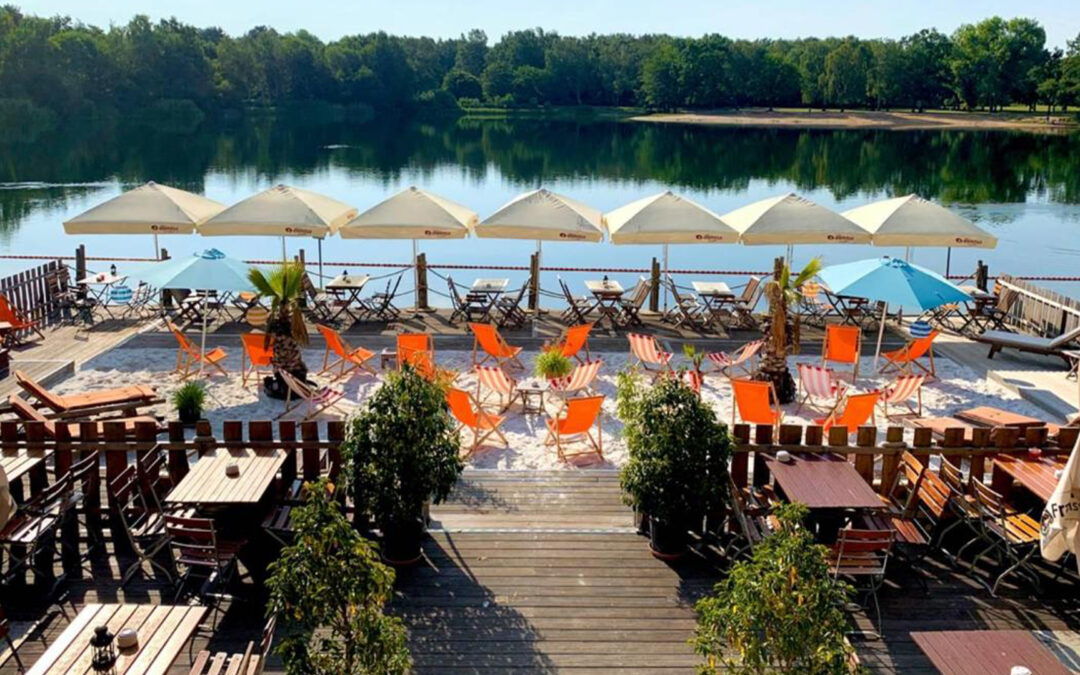 Vier Länder, eine Tanzfläche: Internationale Hochzeit am Straberger See